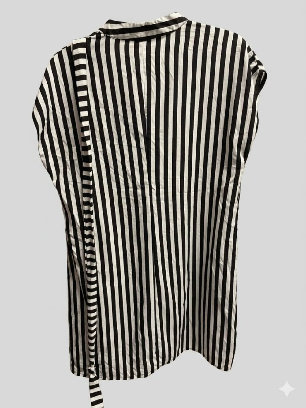 Retro Striped Dress With Tie - Picture 3 of 4